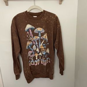 EUS lightweight slouchy crewneck